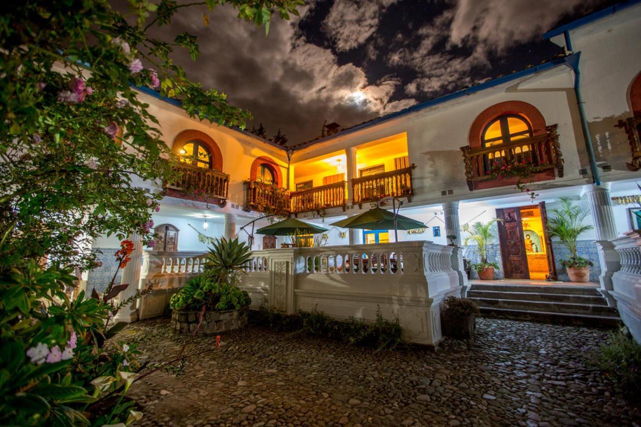 Hacienda Cusin Hotel Отавало Екстериор снимка