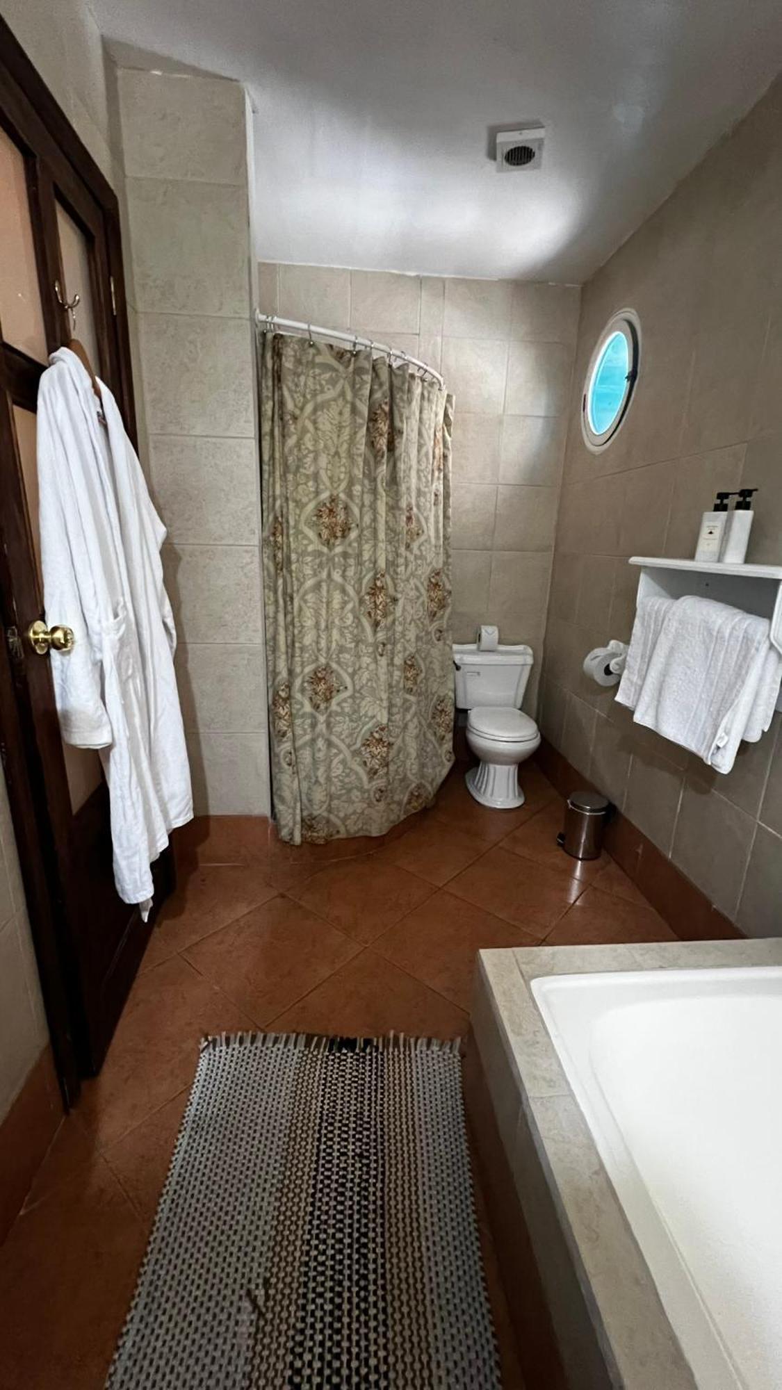 Hacienda Cusin Hotel Отавало Екстериор снимка
